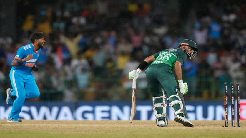 Watch: Hardik Pandya Stuns World's Top-ranked ODI Batter Babar Azam With a Terrific Delivery