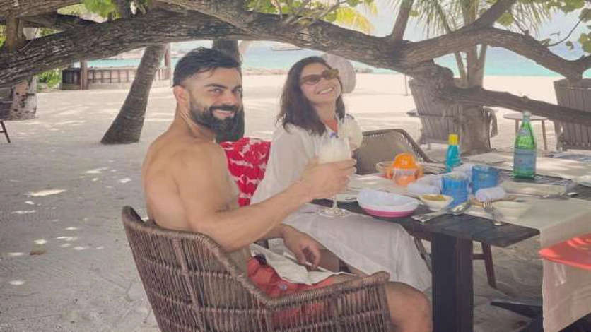'Foodies' Virat Kohli, Anushka Sharma Share PIC From Vacation In Caribbean Islands, Reveal Their Favourite Cafe In Barbados