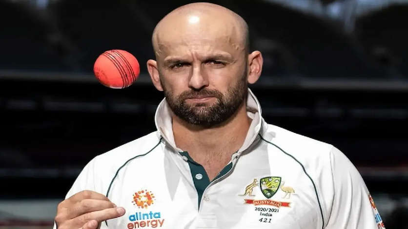 AUS vs PAK: टेस्ट क्रिकेट में 500 विकेट लेने वाले 8वें गेंदबाज बने ऑस्ट्रेलिया के नाथन ल्योन, यहाँ देखें पूरी लिस्ट 